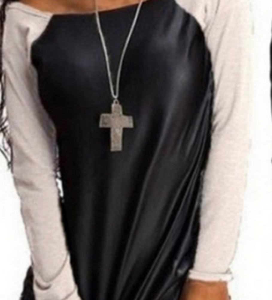 Top Blouse Buy1 reg price 2nd half off